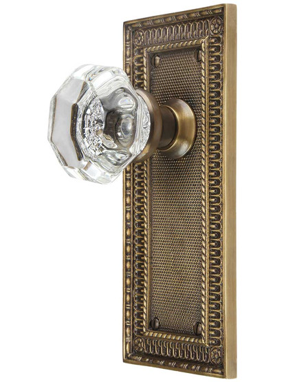Pisano-Design Door Set with Octagonal Crystal Glass Door Knobs in Antique Brass.